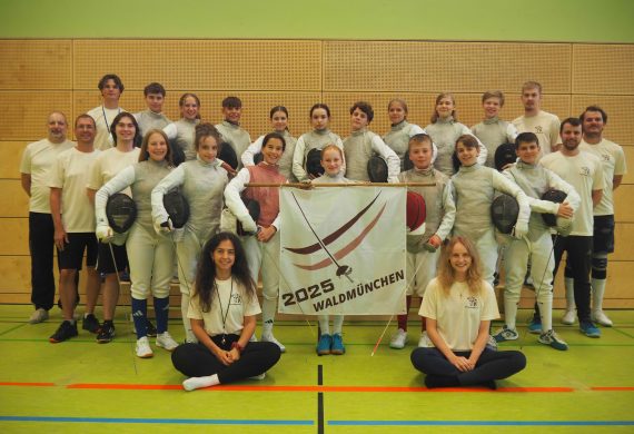 Gruppenbild der Teilnehmer am Trainingslager
