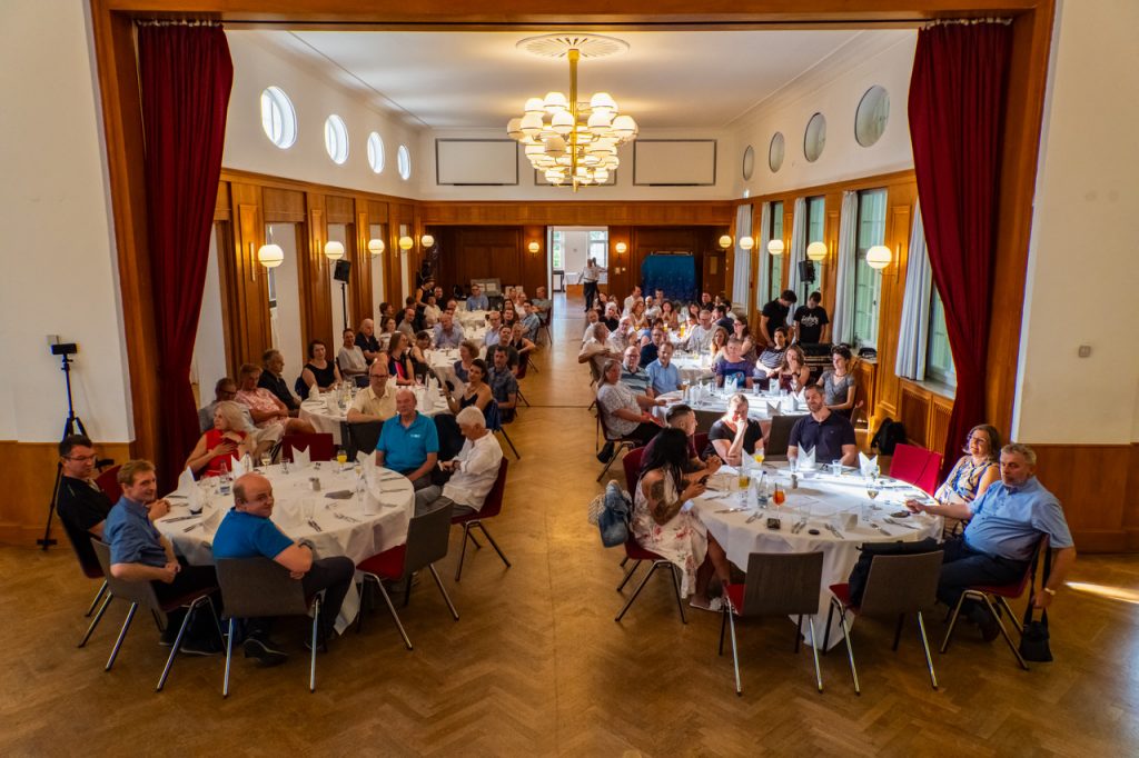 Bild bei der 50 Jahrfeier der Taucher im kleinen Kursaal